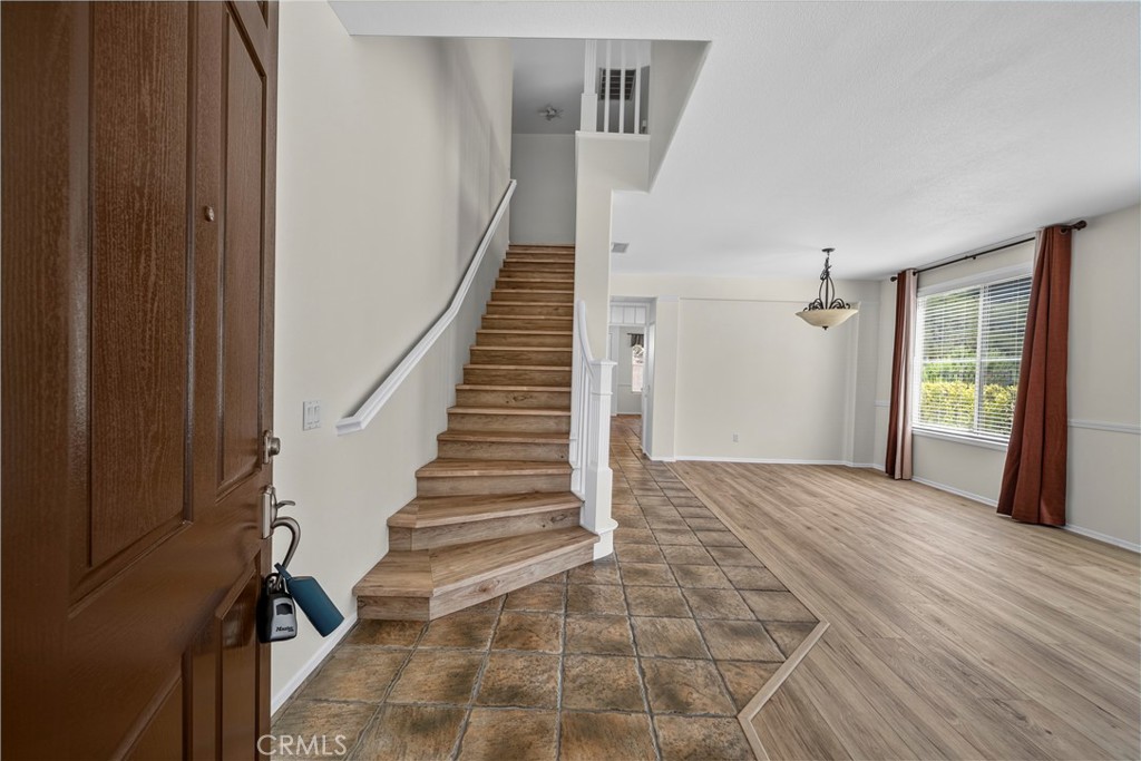 28454 Cascade Property Photo 2