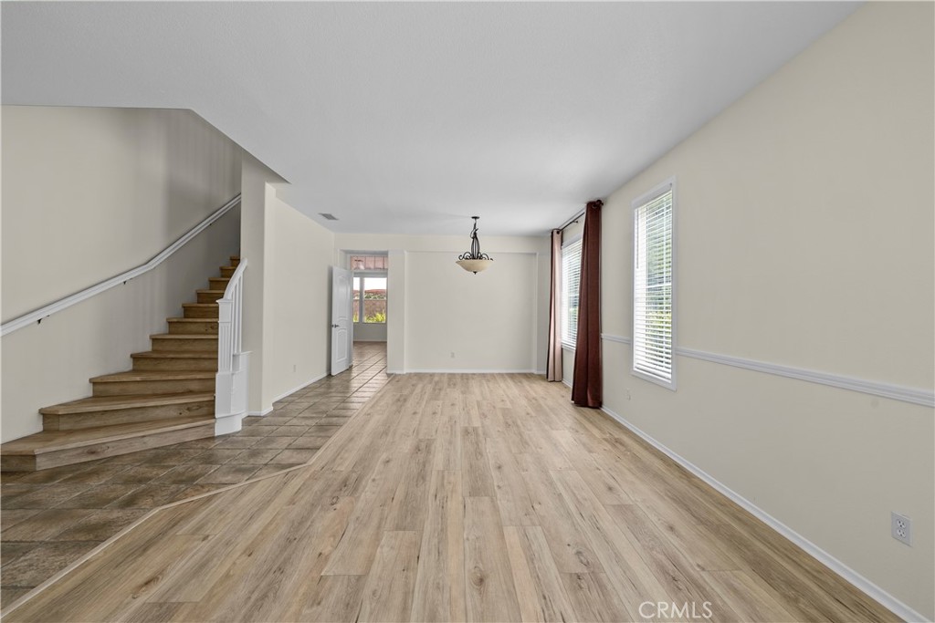 28454 Cascade Property Photo 3