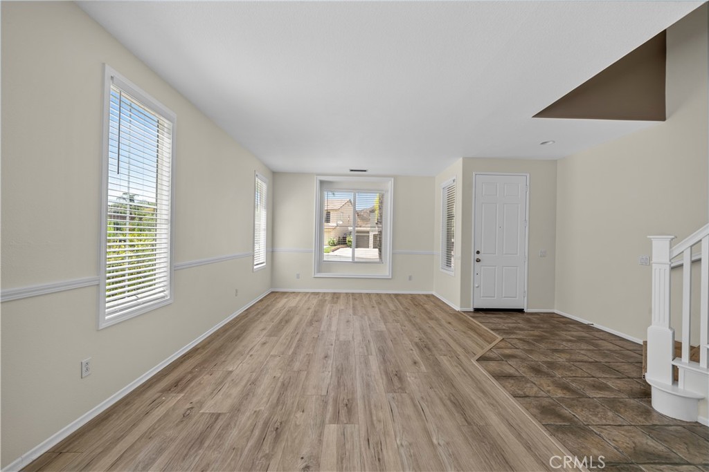 28454 Cascade Property Photo 4