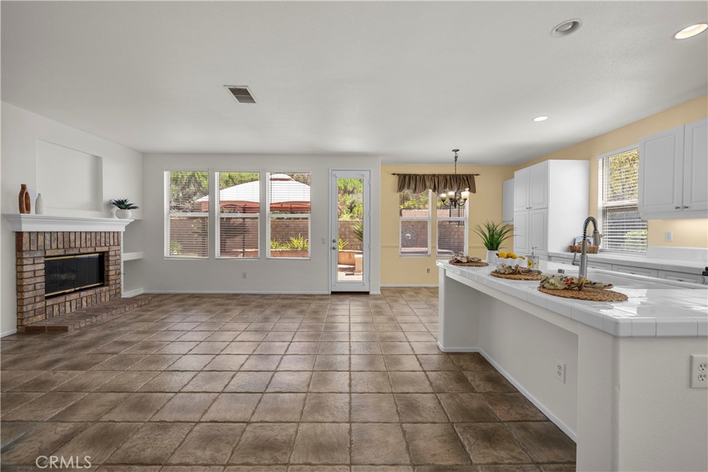 28454 Cascade Property Photo 9