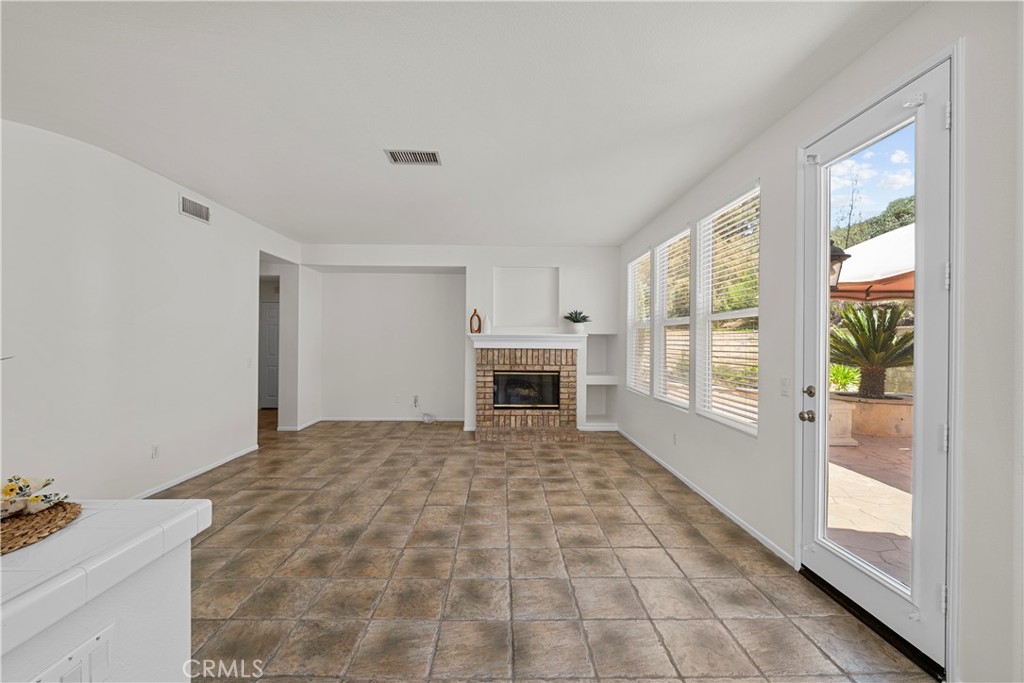 28454 Cascade Property Photo 15