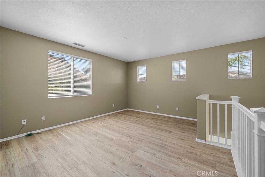 28454 Cascade Property Photo 24