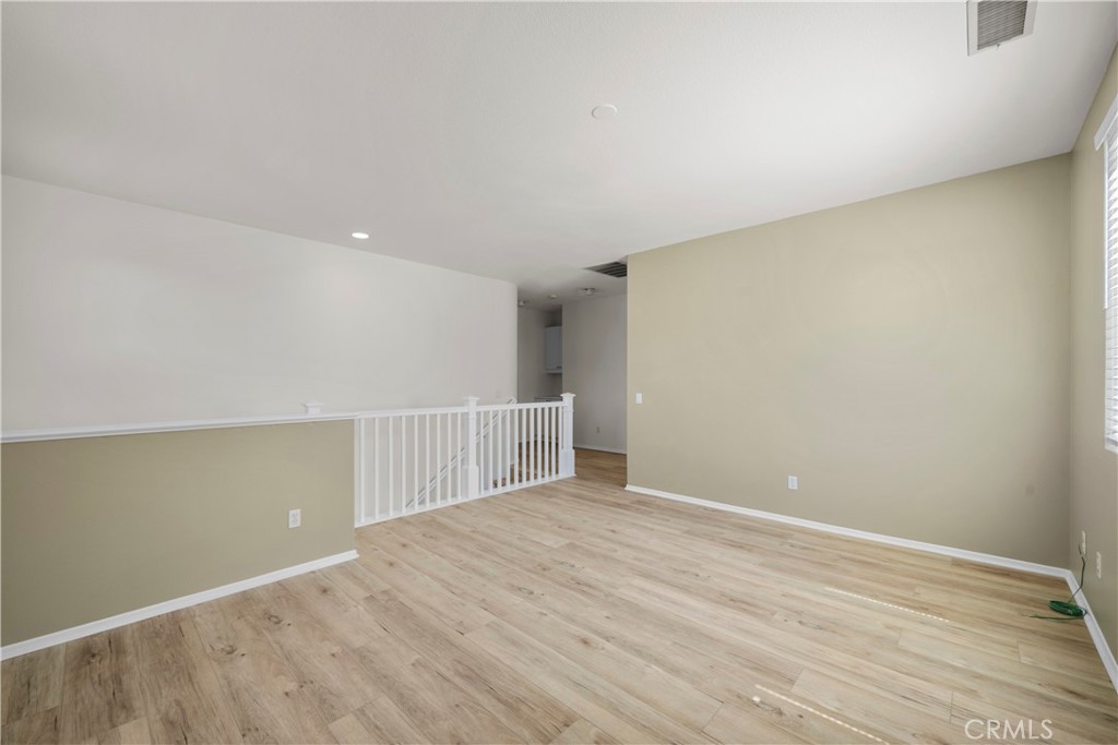28454 Cascade Property Photo 26