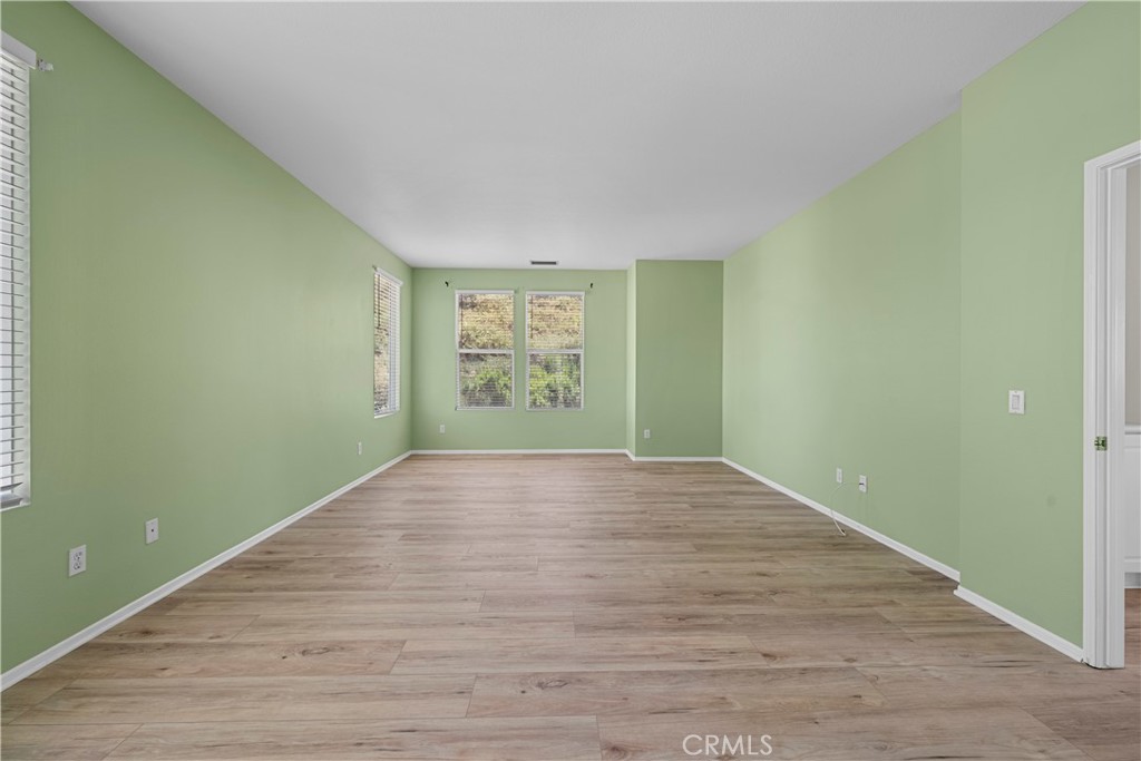 28454 Cascade Property Photo 37