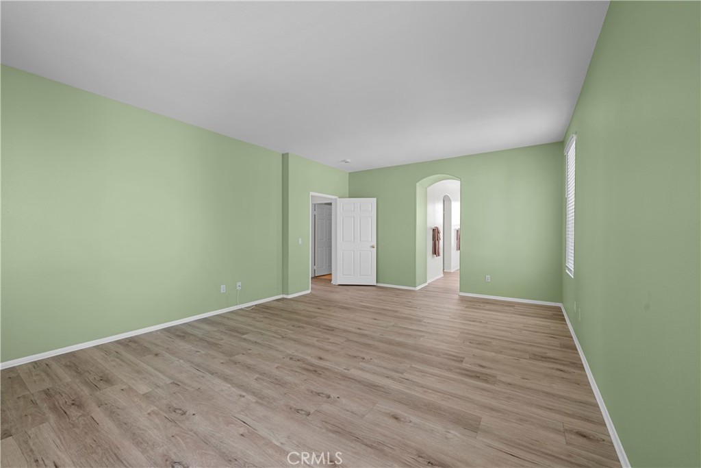 28454 Cascade Property Photo 38