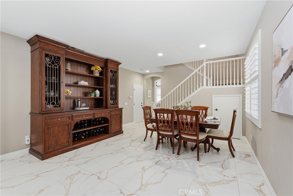 23822 Via Campana Property Photo 7