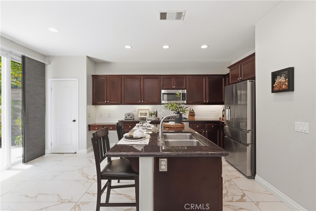 23822 Via Campana Property Photo 18