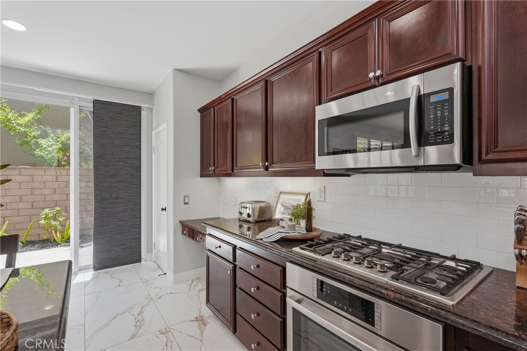 23822 Via Campana Property Photo 22