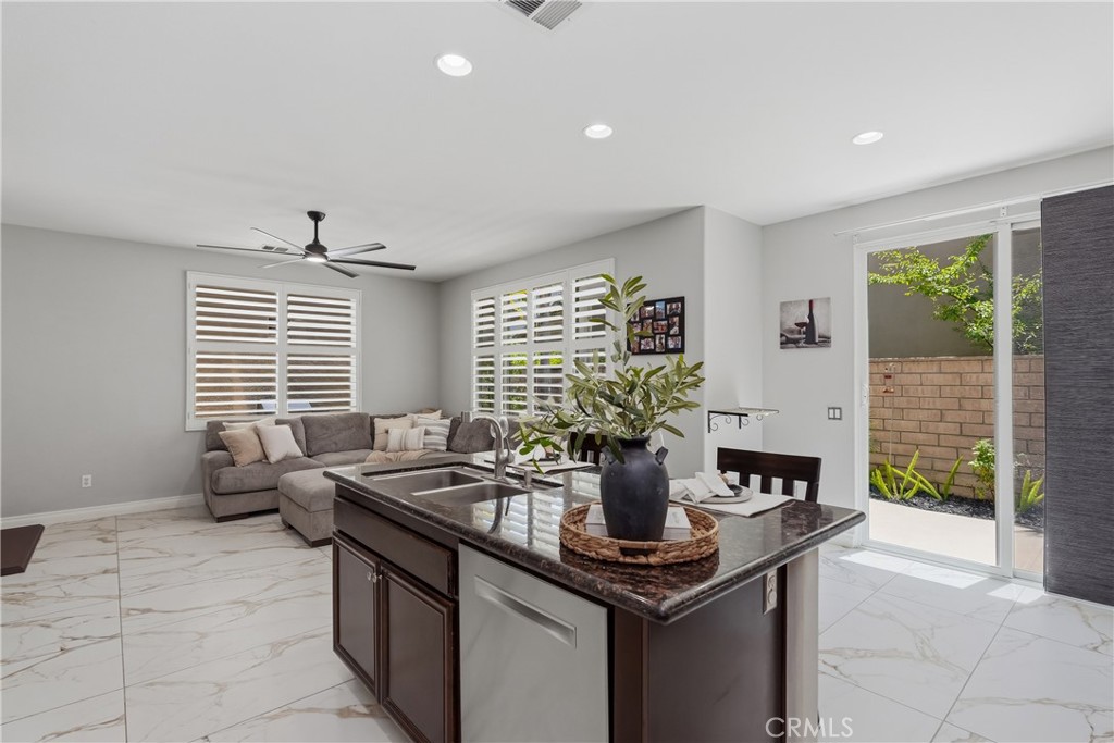 23822 Via Campana Property Photo 24