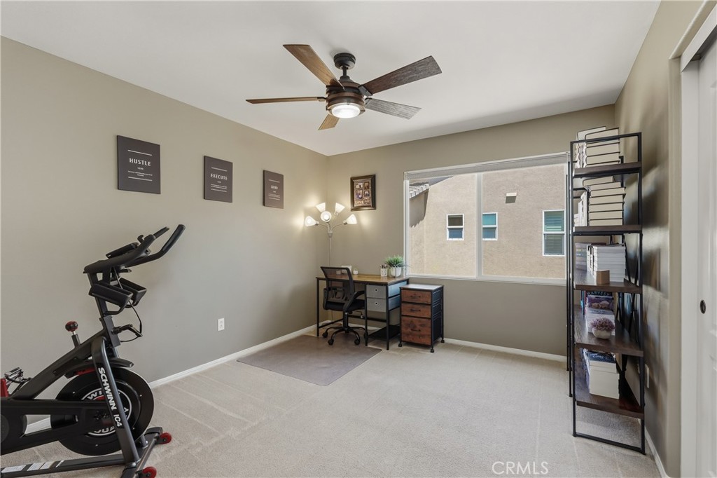 23822 Via Campana Property Photo 27