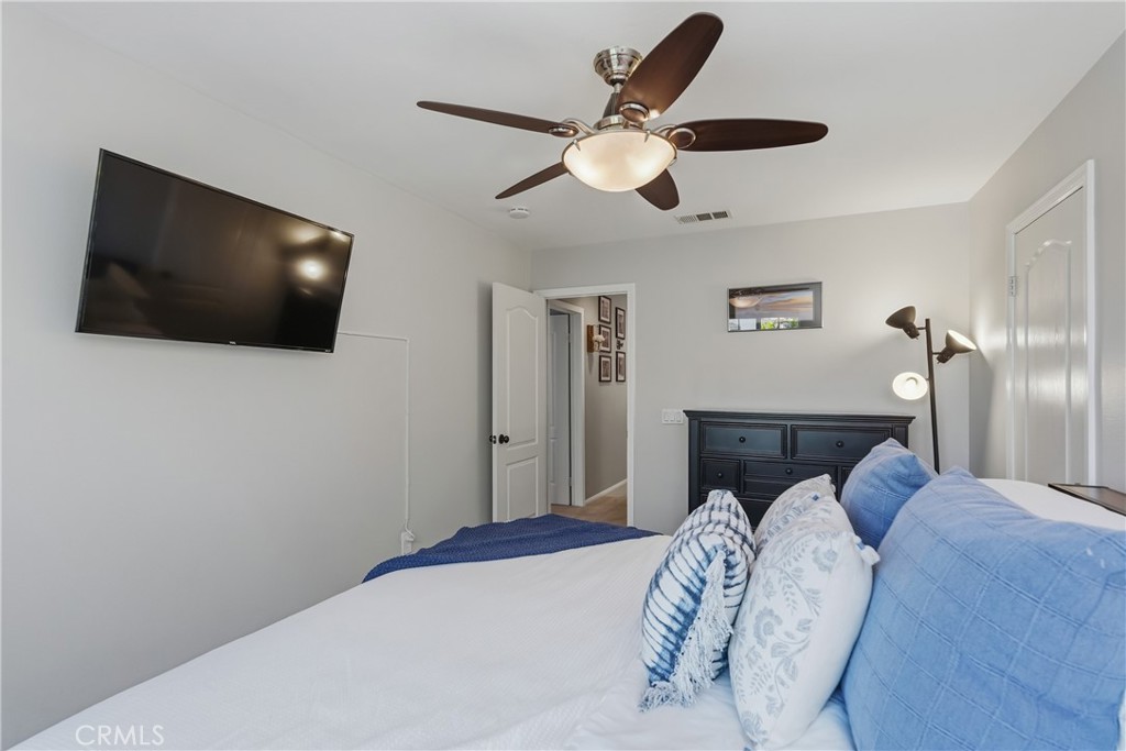23822 Via Campana Property Photo 33