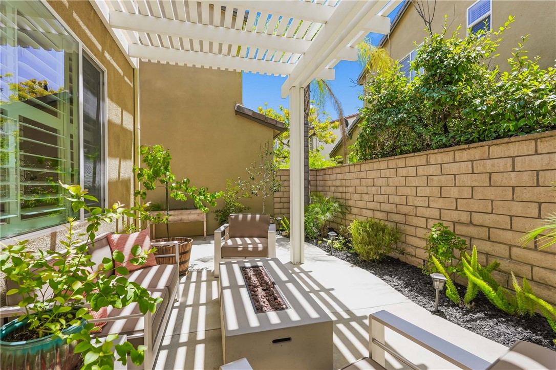 23822 Via Campana Property Photo 48
