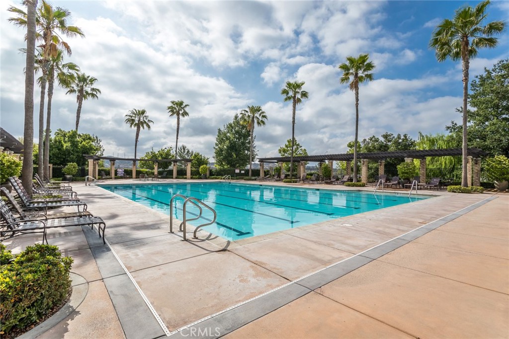 23822 Via Campana Property Photo 58