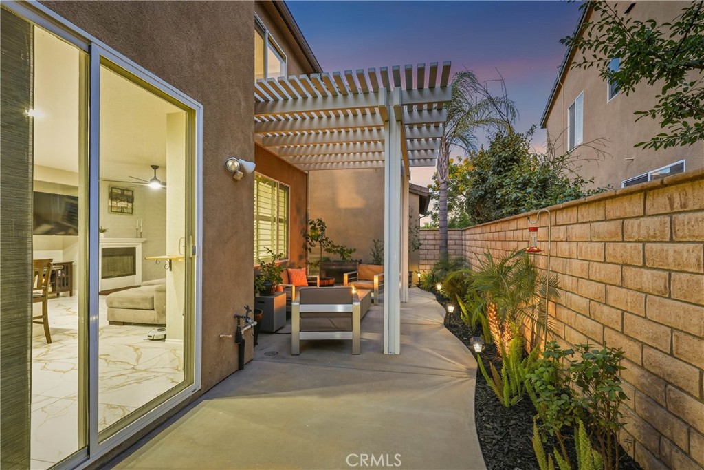 23822 Via Campana Property Photo 73