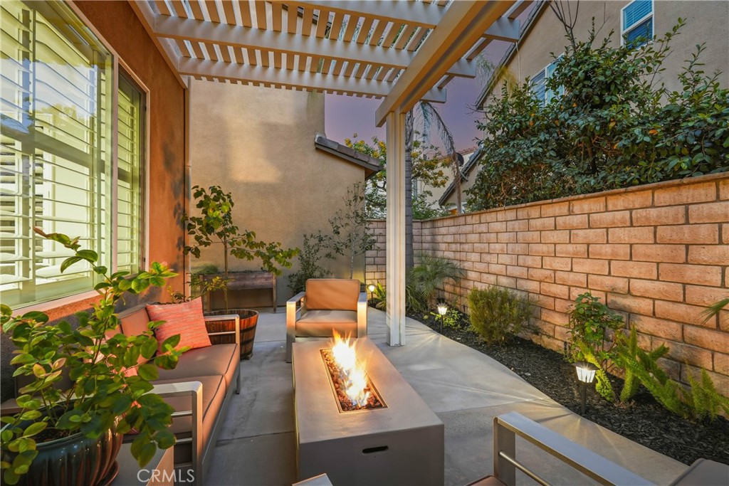23822 Via Campana Property Photo 74