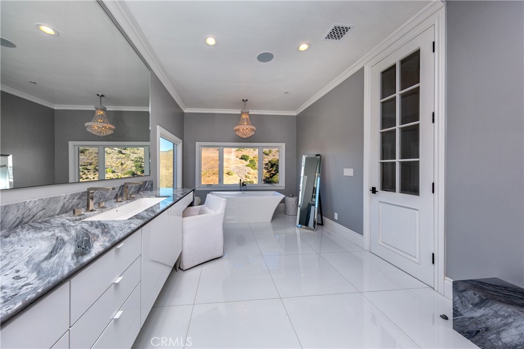 30 Saddlebow Road Property Photo 35