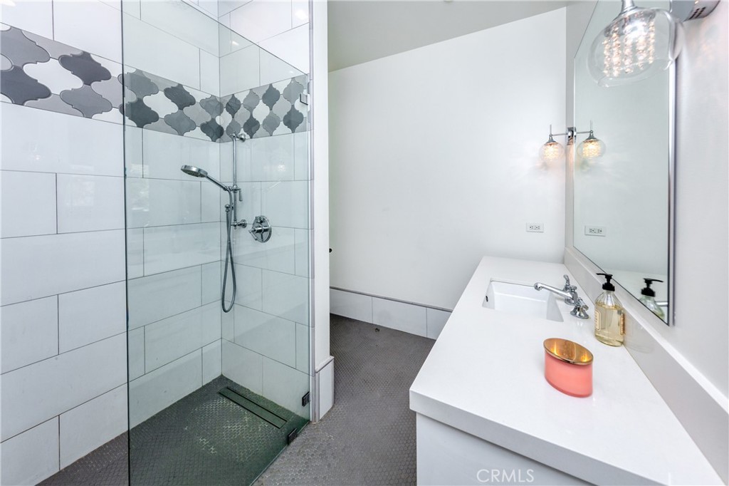 30 Saddlebow Road Property Photo 38