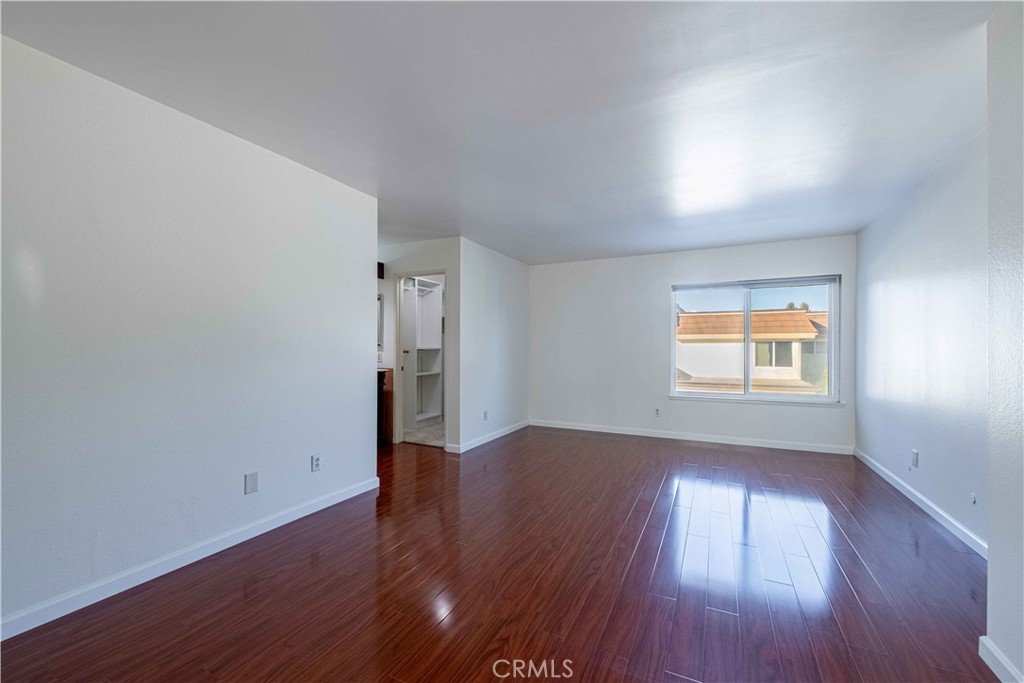 10055 Larwin 3 Property Photo 35