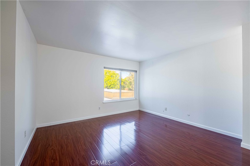 10055 Larwin 3 Property Photo 37