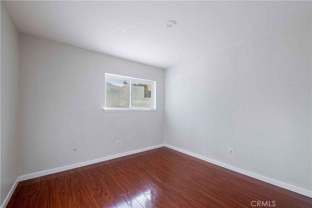 10055 Larwin 3 Property Photo 44