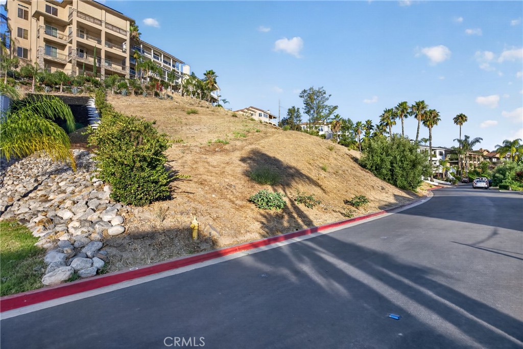 22343 San Joaquin Drive Property Photo 3