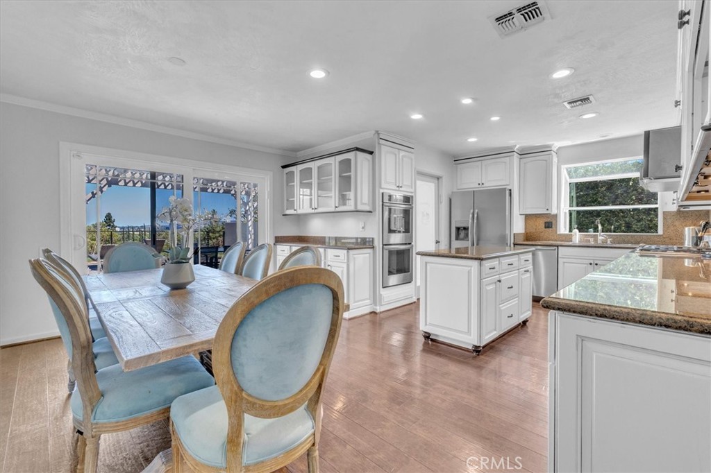 7014 Middlesbury Ridge Property Photo 10