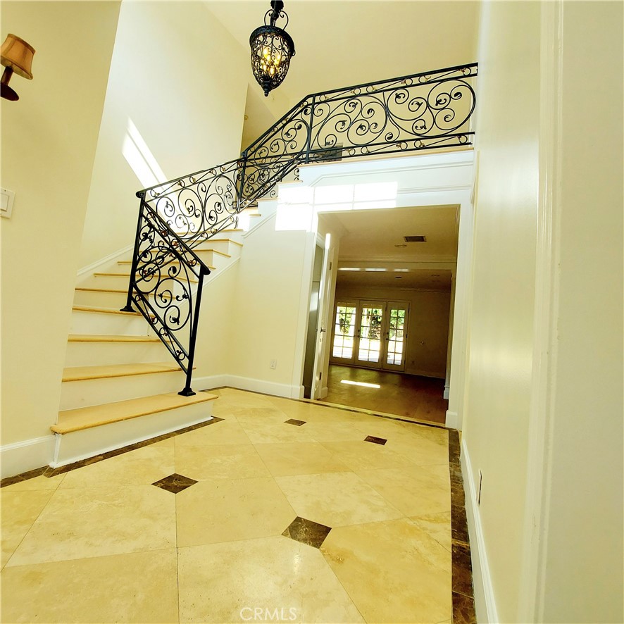 16545 Park Lane Circle Property Photo 6