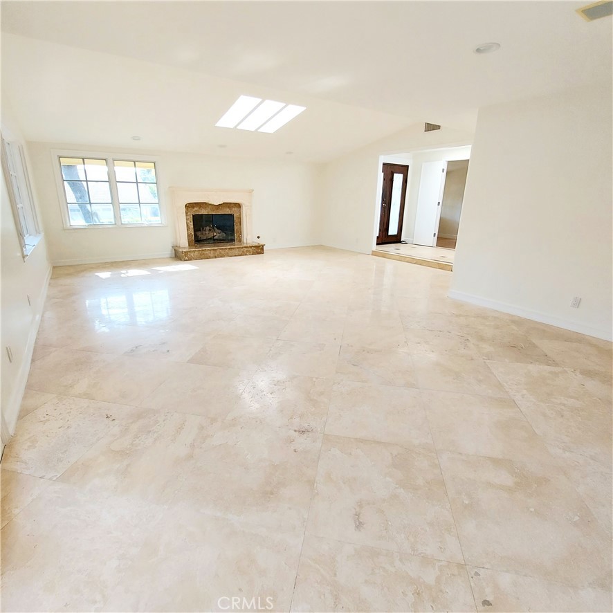 16545 Park Lane Circle Property Photo 7