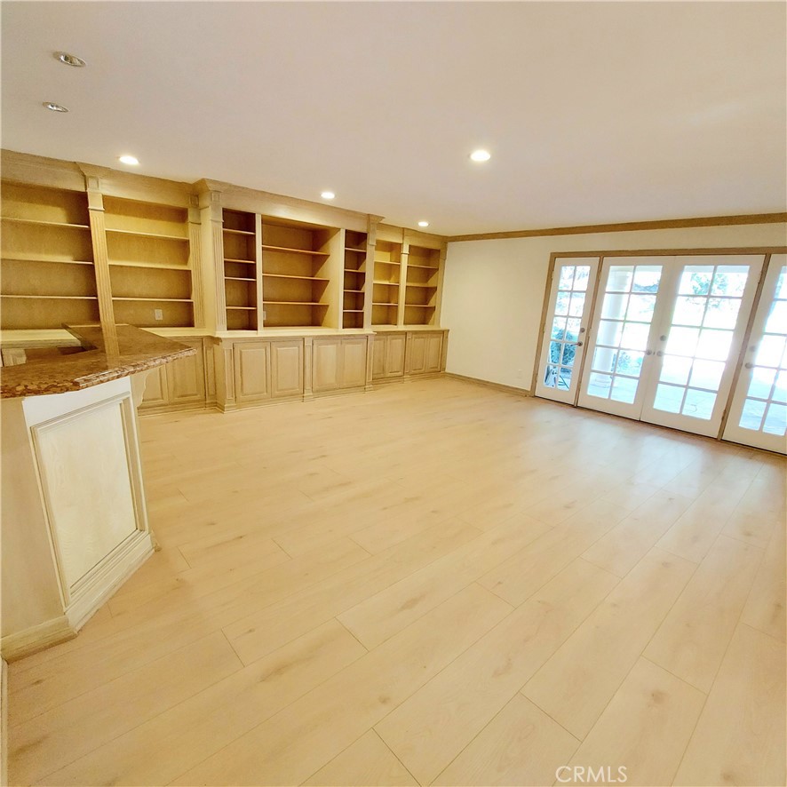 16545 Park Lane Circle Property Photo 8