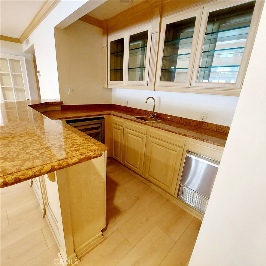 16545 Park Lane Circle Property Photo 9