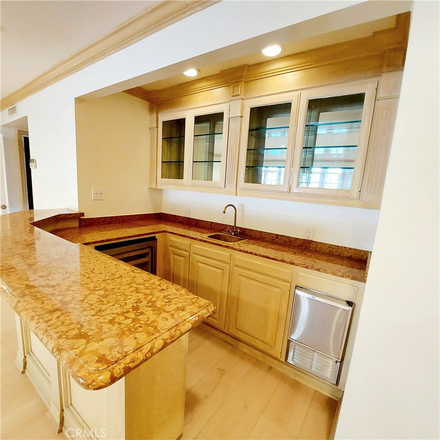 16545 Park Lane Circle Property Photo 10