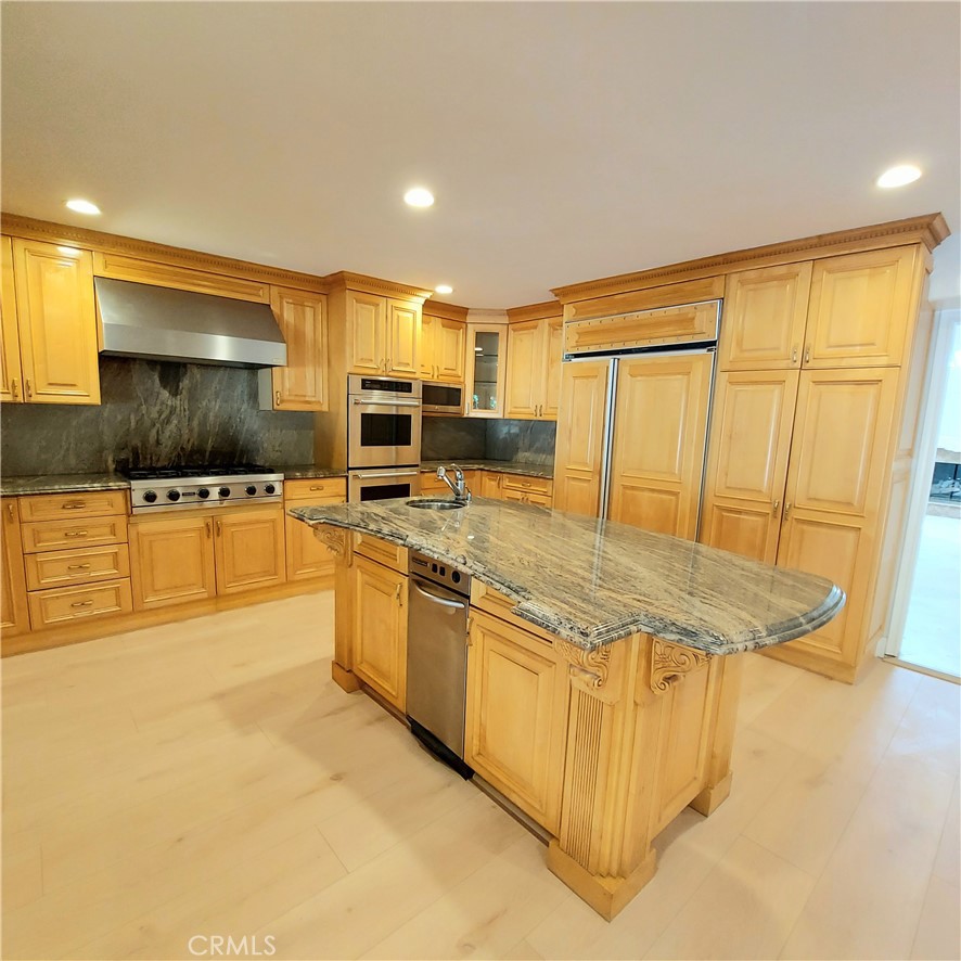 16545 Park Lane Circle Property Photo 14