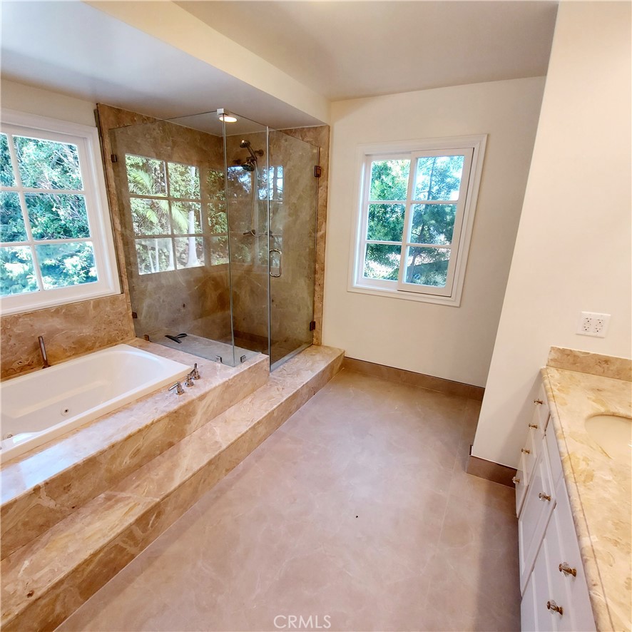 16545 Park Lane Circle Property Photo 23