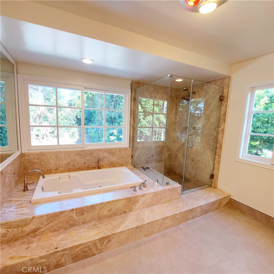 16545 Park Lane Circle Property Photo 25
