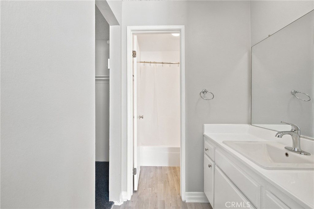 15425 Sherman Way 211 Property Photo 12