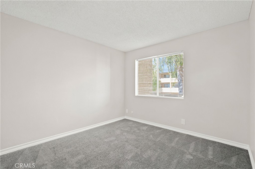 15425 Sherman Way 211 Property Photo 14