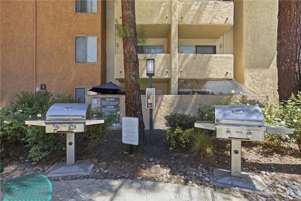 15425 Sherman Way 211 Property Photo 21