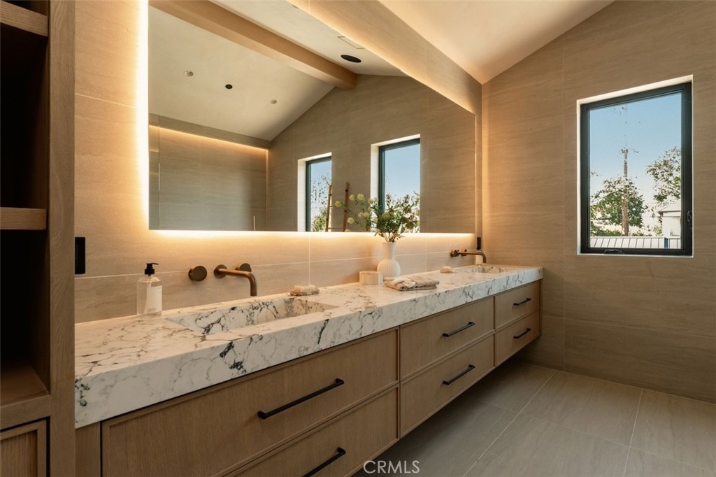 10433 Valley Spring Lane Property Photo 50