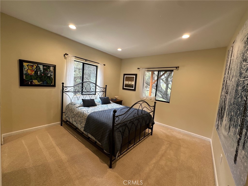 2239 Bernina Property Photo 5
