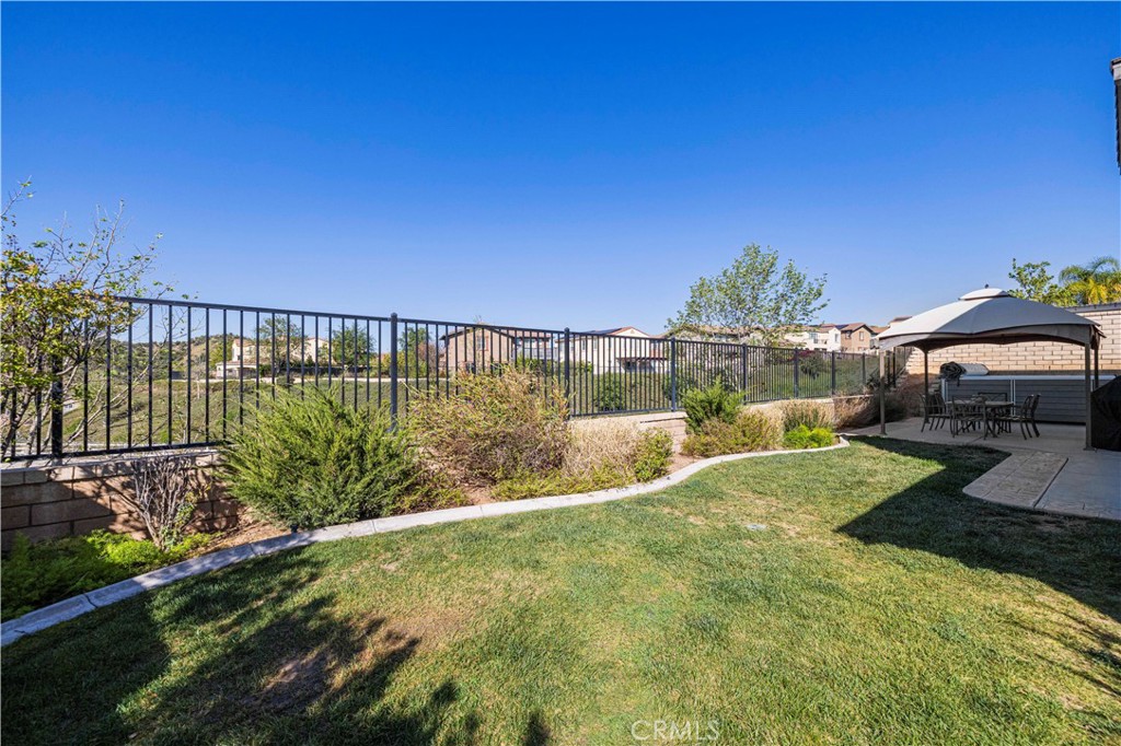 28417 Steel Property Photo 47
