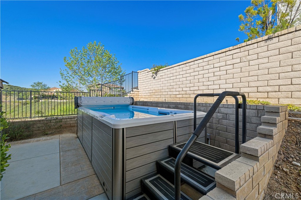 28417 Steel Property Photo 51