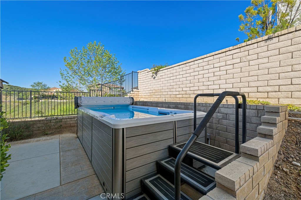 28417 Steel Property Photo 52