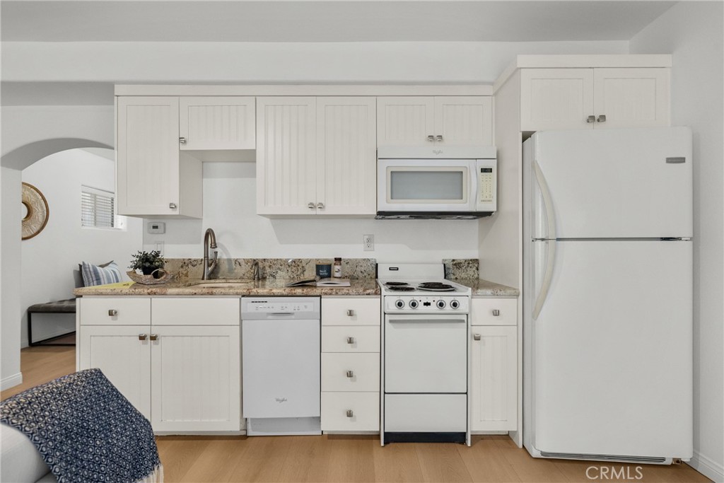3933 Sunset Lane Property Photo 17
