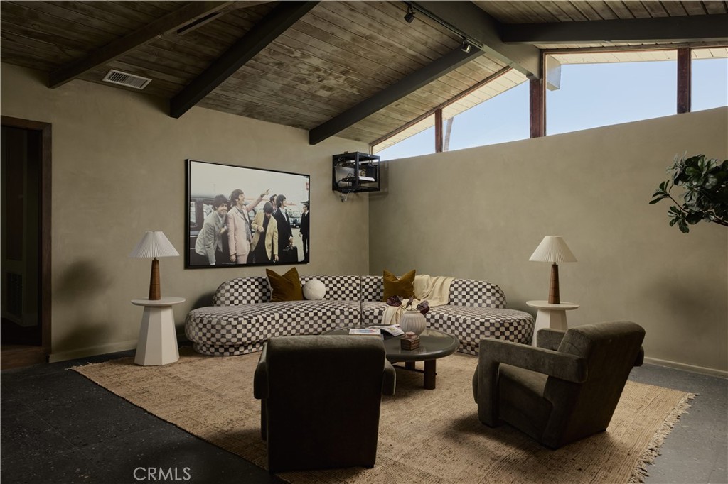 3655 Wrightwood Property Photo 7