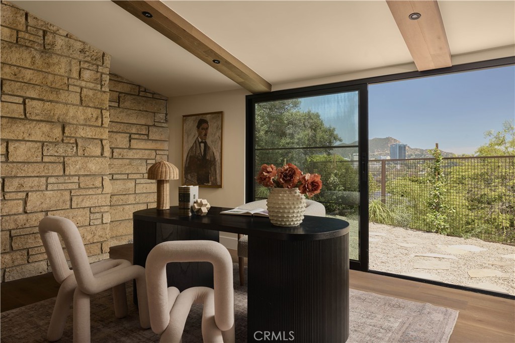 3655 Wrightwood Property Photo 8