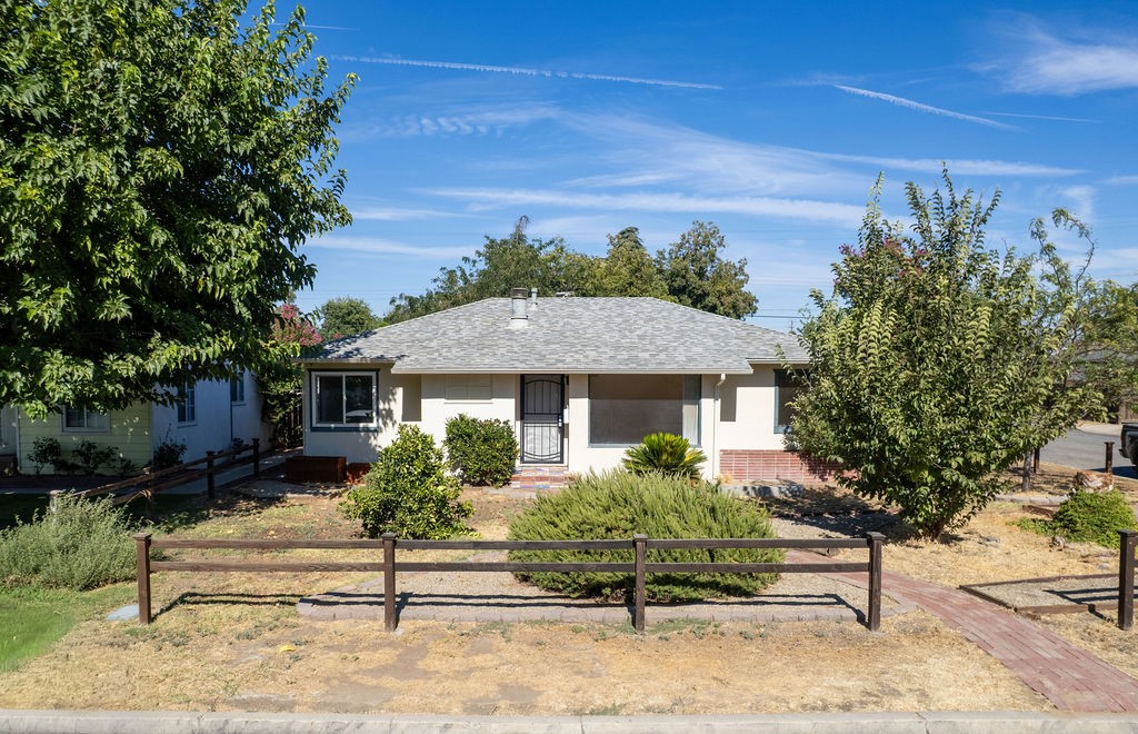 326 Olive Property Photo 1