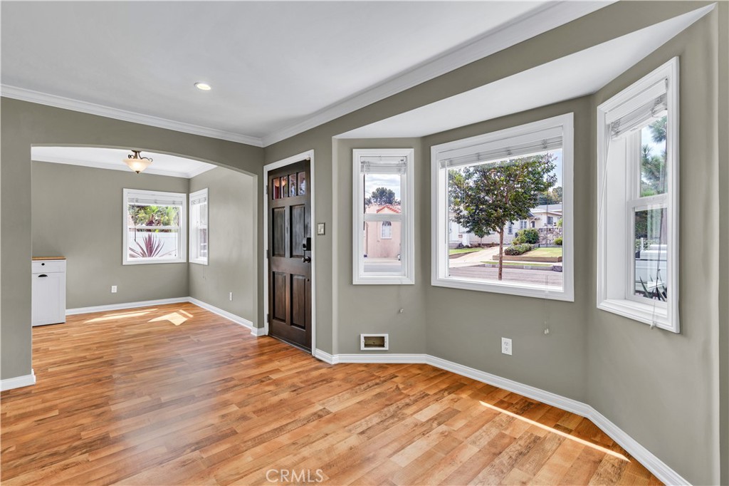 1833 261st Street Property Photo 8
