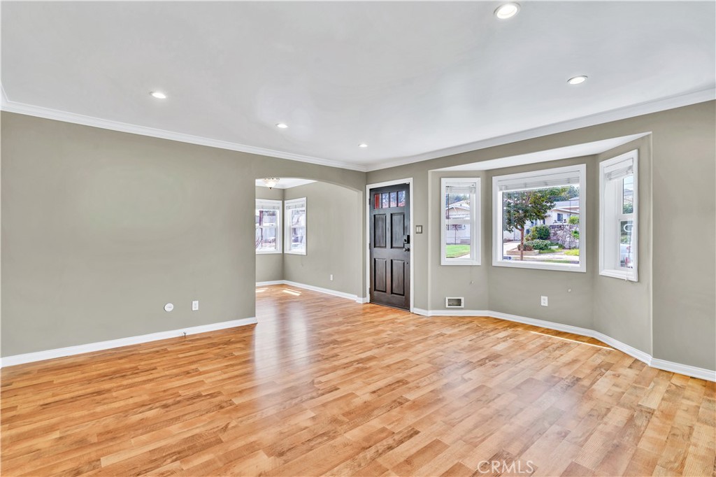 1833 261st Street Property Photo 12