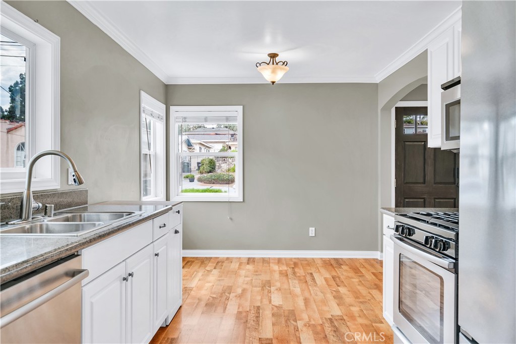 1833 261st Street Property Photo 14