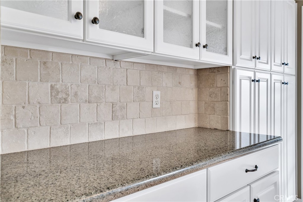 1833 261st Street Property Photo 17